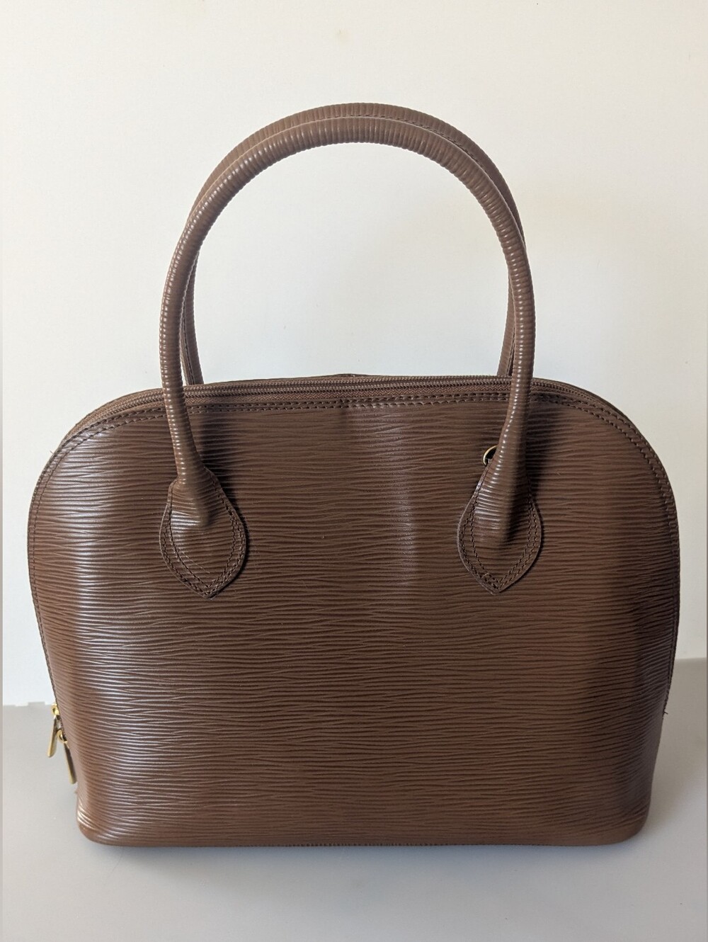 Vintage Vera Pelle Made in Italy Brown Top Zipper Satchel. 12.5" x 8" x 4.5"